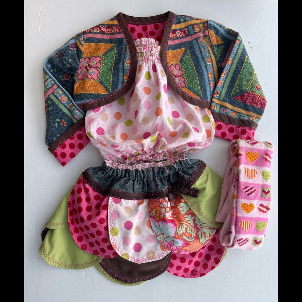 Custom Boutique Adorable dots 4 pieces sets